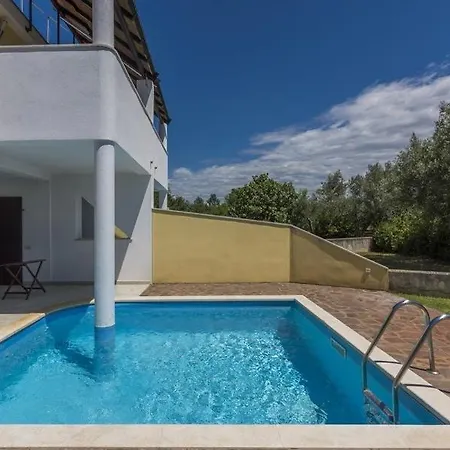Holiday Home Rosie *